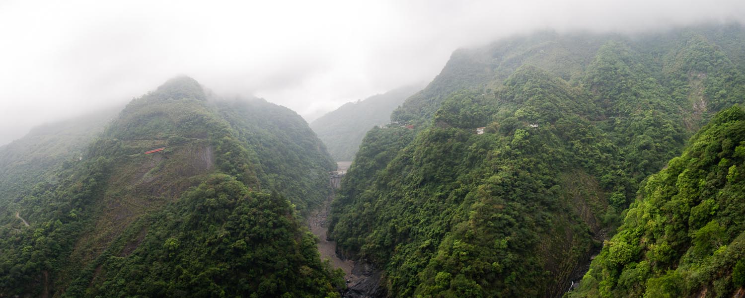 Taiwan Traverse by Road Bike
